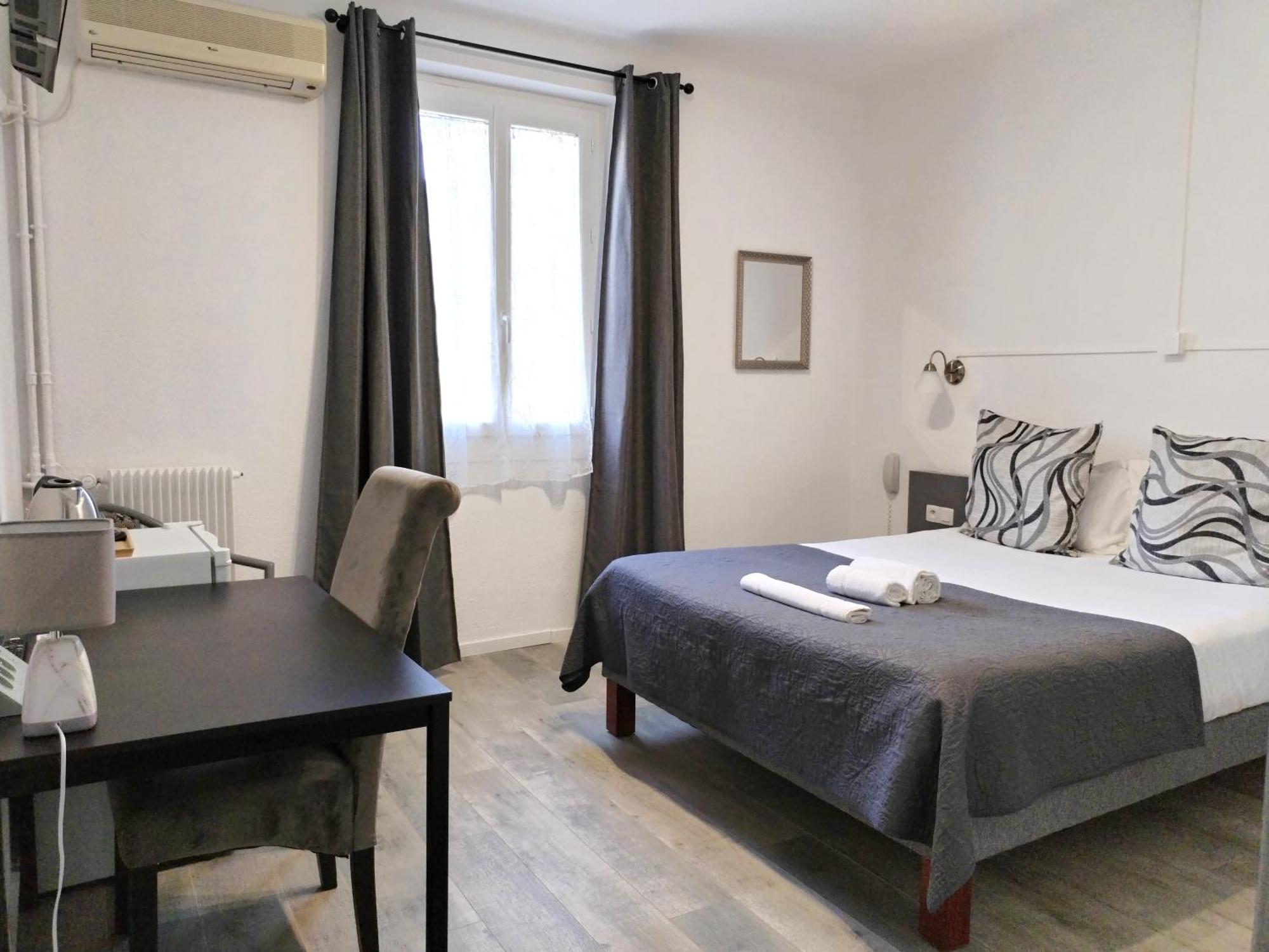 Hotel La Bastide D'Entraigues Buitenkant foto