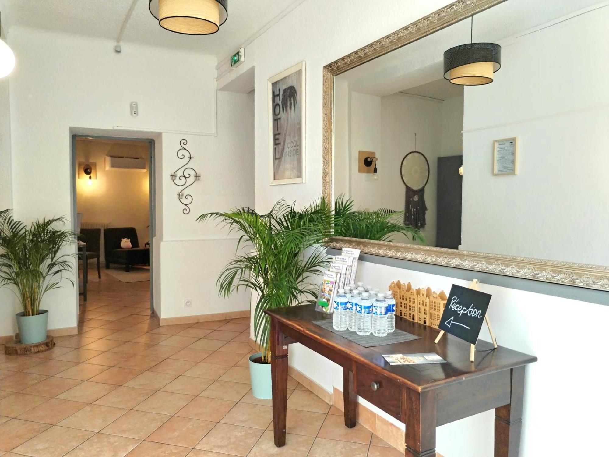 Hotel La Bastide D'Entraigues Buitenkant foto