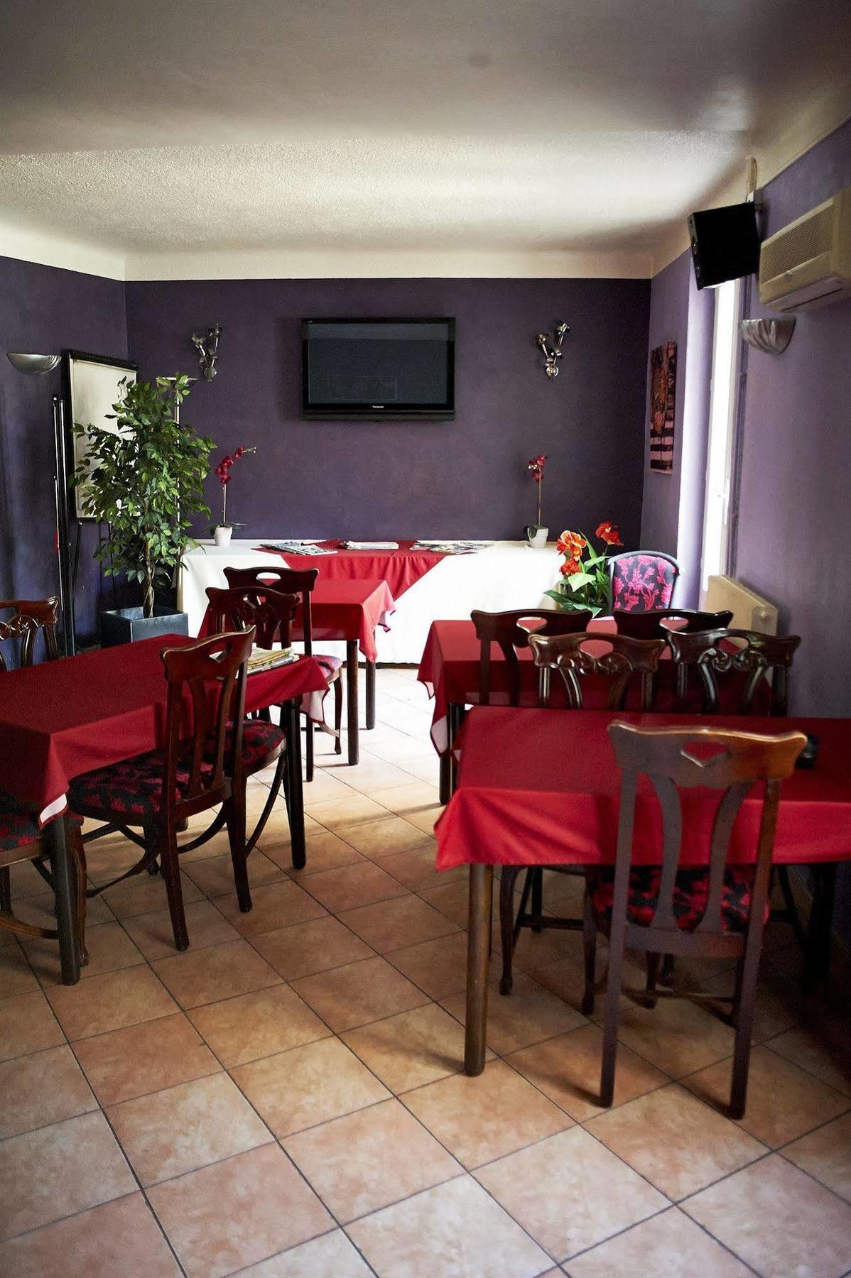 Hotel La Bastide D'Entraigues Buitenkant foto